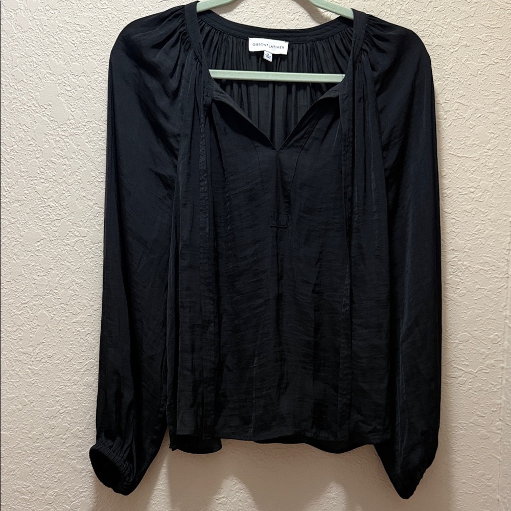 Gibson Latimer Elegant Black Blouse, Size S